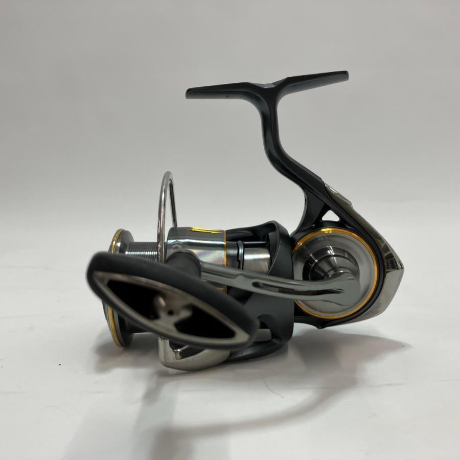 DAIWA ダイワ 23エアリティ LT3000-H スピニングリール やや傷や汚れ