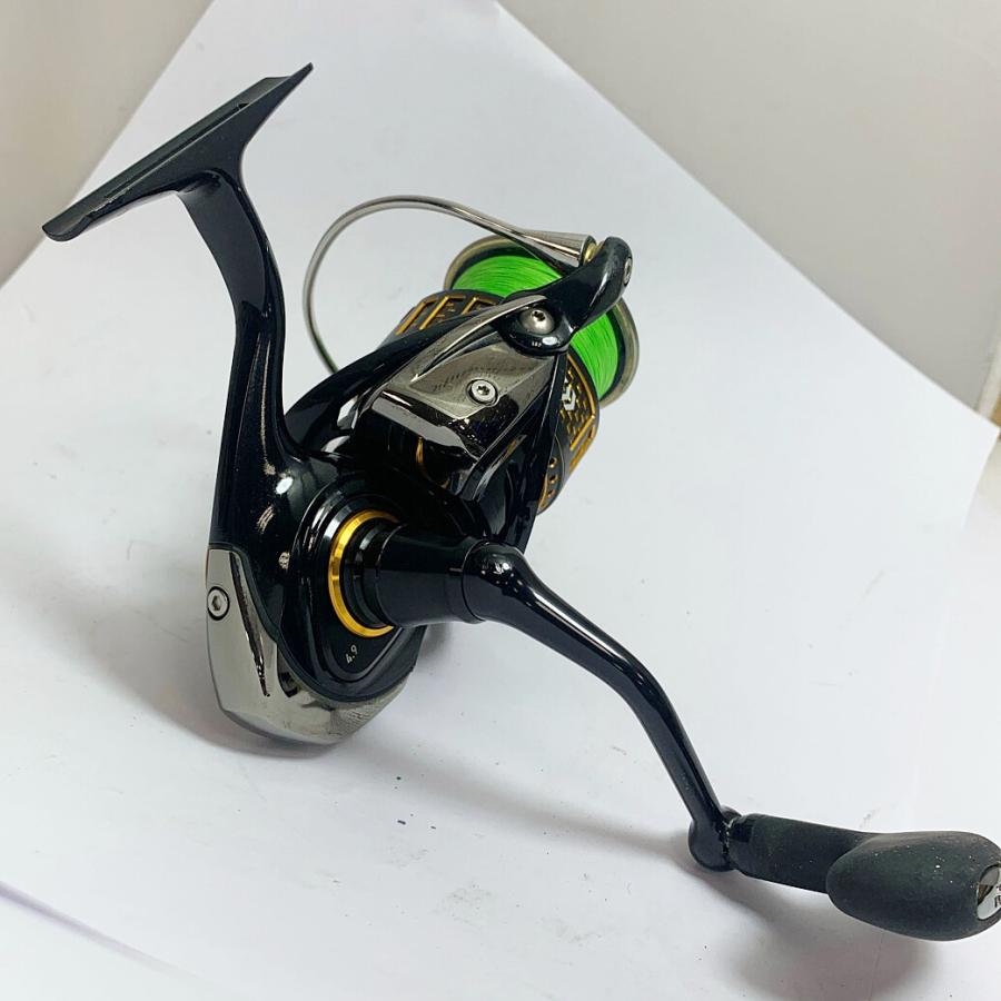 DAIWA ダイワ 17モアザン 3500 スピニングリール ケース付 キズあり