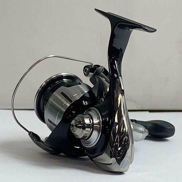 DAIWA ダイワ 23 LEXA LT2500-XH スピニングリール 228674 目立った傷