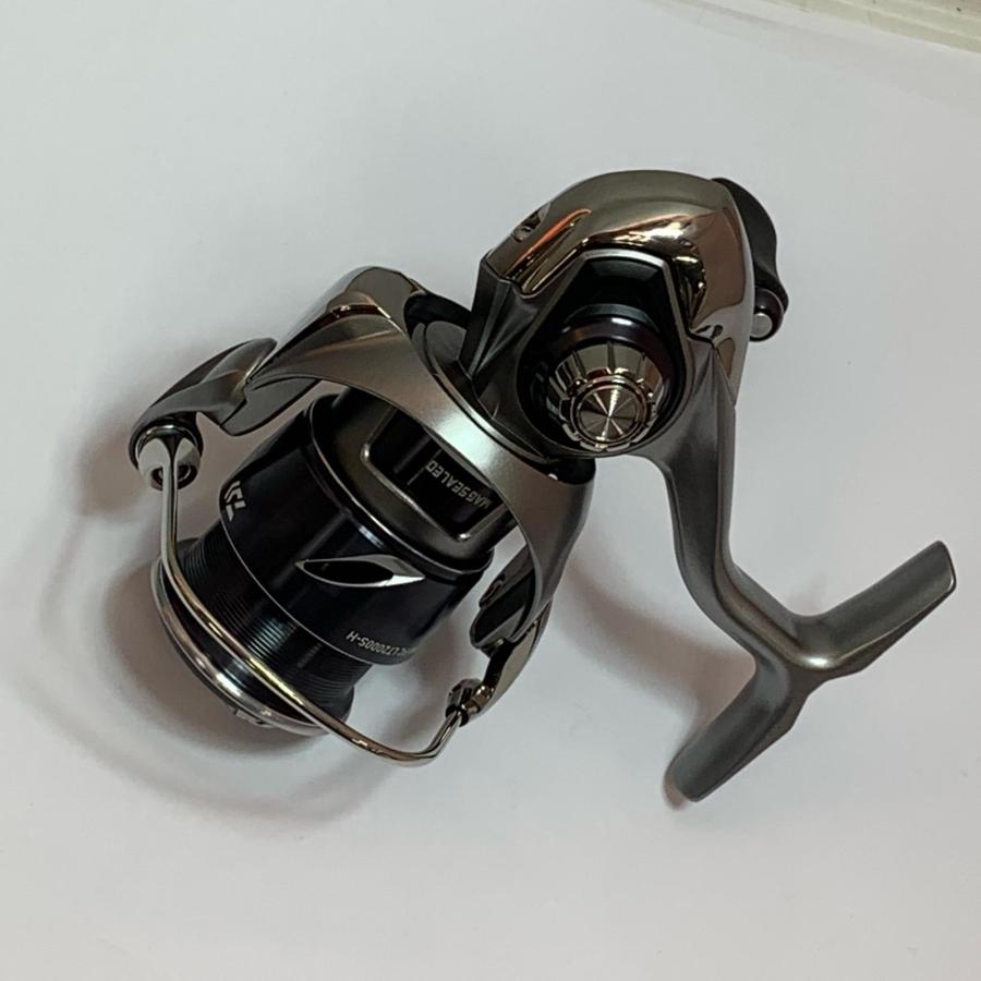 DAIWA ダイワ 25カルディアFC LT2000S-H スピニングリール 箱 00060402