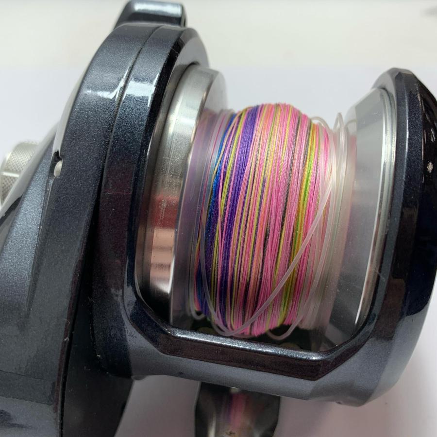 SHIMANO シマノ 両軸リール 20トリウム2000PG 04219 傷や汚れあり