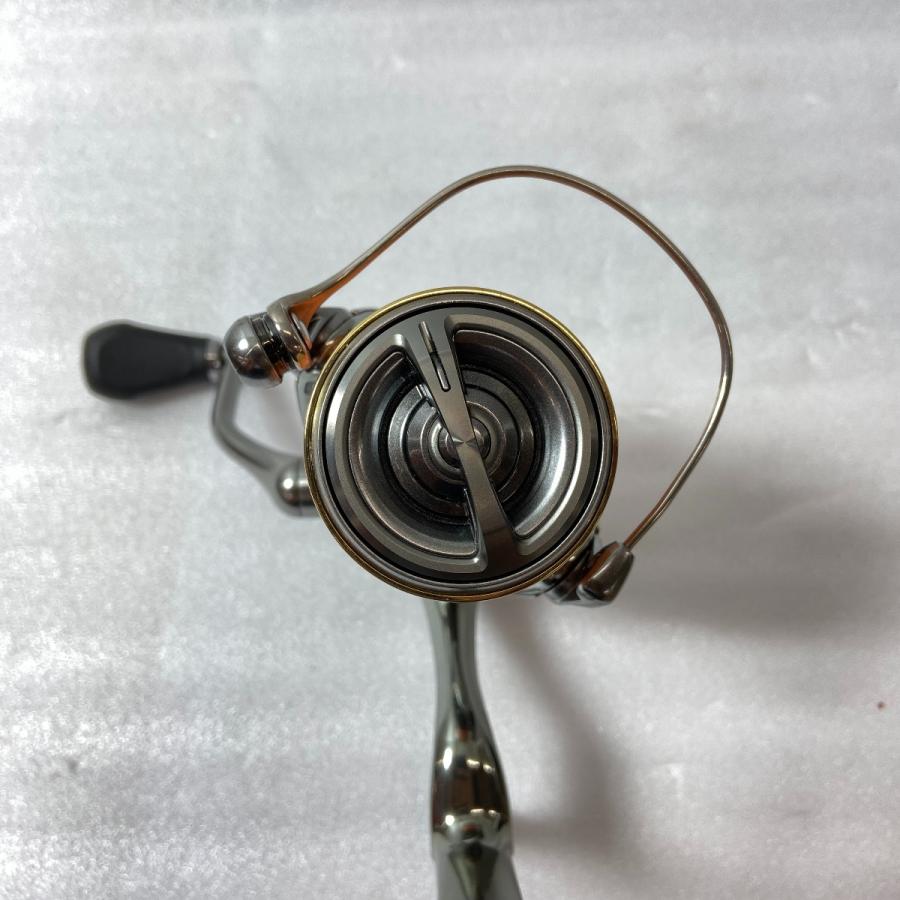 ΨΨ SHIMANO シマノ 18ステラ2500HG 03802 スピニングリール 傷や ΨΨ SHIMANO シマノ 18ステラ2500HG 03802 スピニングリール 傷や