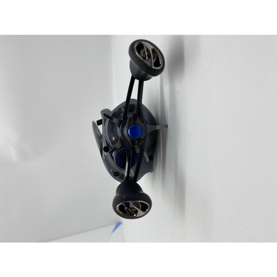 ΨΨ SHIMANO シマノ ベイトリール 22SLX DC XT 70XG 箱付 044723 やや傷