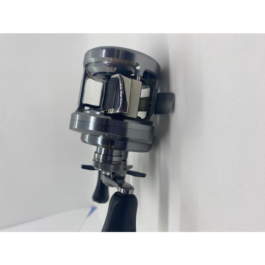 SHIMANO - ΨΨSHIMANO シマノ ベイトリール　19CALCUTTA DC201　箱付 03979 SHIMANO - ΨΨSHIMANO シマノ ベイトリール 19CALCUTTA DC201 箱