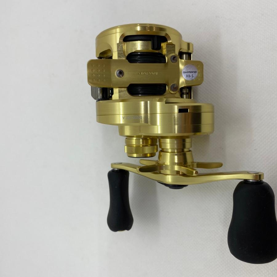 ΨΨ SHIMANO シマノ ベイトリール 21 カルカッタ コンクエスト 201 箱付