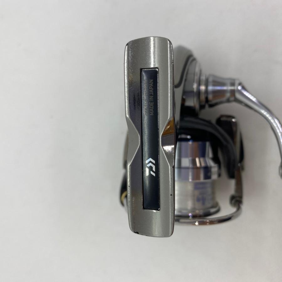 ΨΨ DAIWA ダイワ スピニングリール 18イグジストFCLT2000S-P 箱付