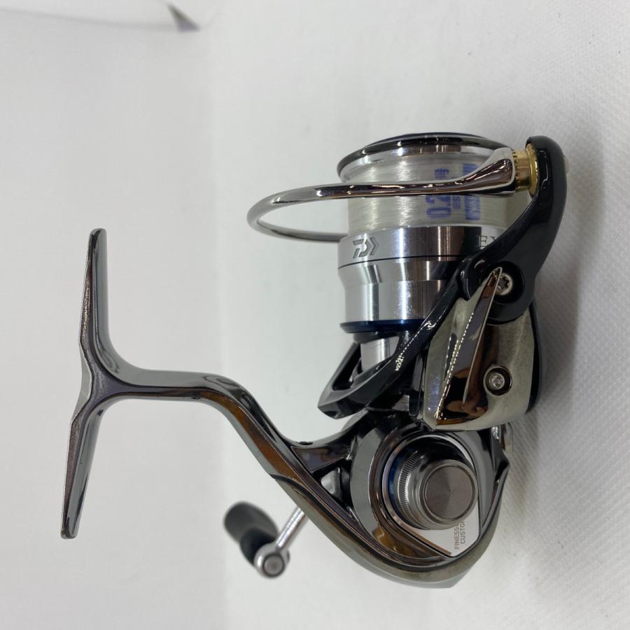 ΨΨ DAIWA ダイワ スピニングリール 18イグジストFCLT2000S-P 箱付