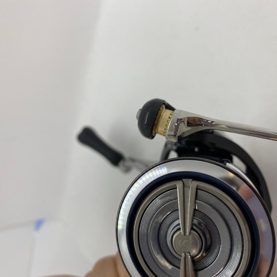 ΨΨ DAIWA ダイワ スピニングリール 18イグジストFCLT2000S-P 箱付