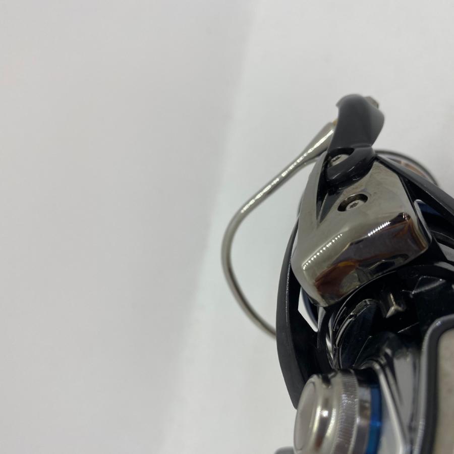 ΨΨ DAIWA ダイワ スピニングリール 18イグジストFCLT2000S-P 箱付