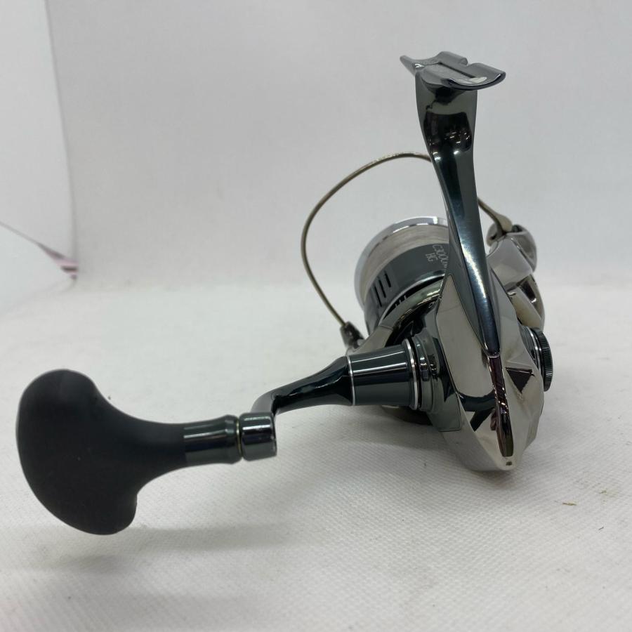 SHIMANO シマノ スピニングリール 22ステラ C3000MHG キズ有 箱付
