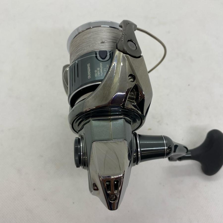 SHIMANO シマノ スピニングリール 22ステラ C3000MHG キズ有 箱付