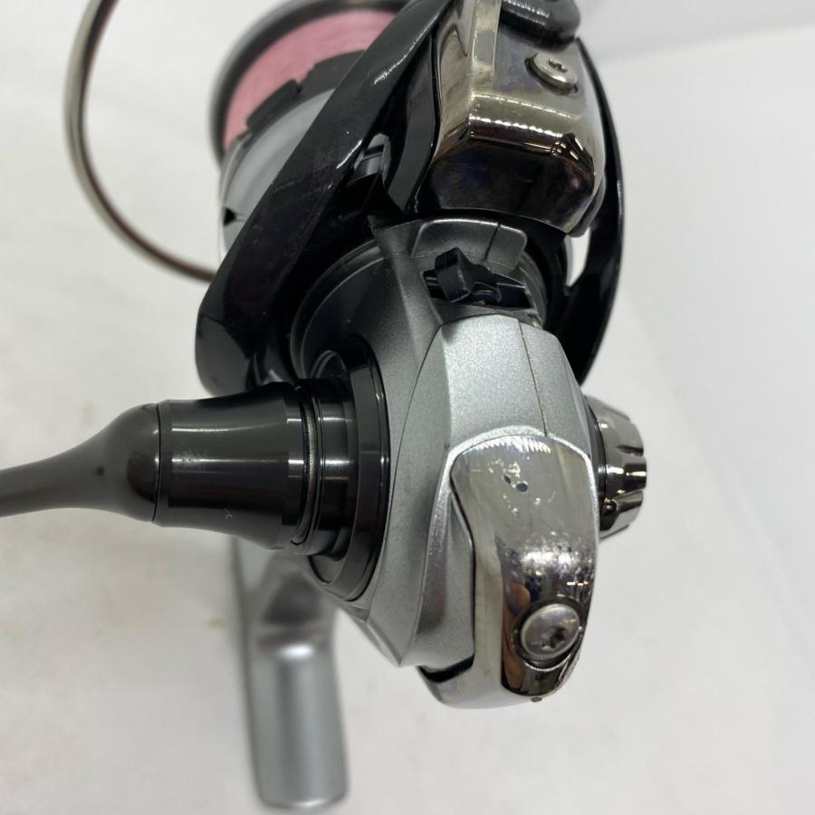 ΨΨ DAIWA ダイワ スピニングリール 18カルディア LT2000S 箱付 056036 やや傷や汚れありの画像