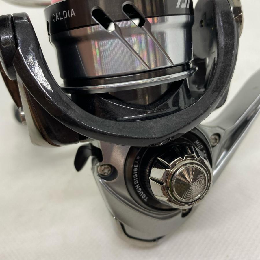 ΨΨ DAIWA ダイワ スピニングリール 18カルディア LT2000S 箱付 056036