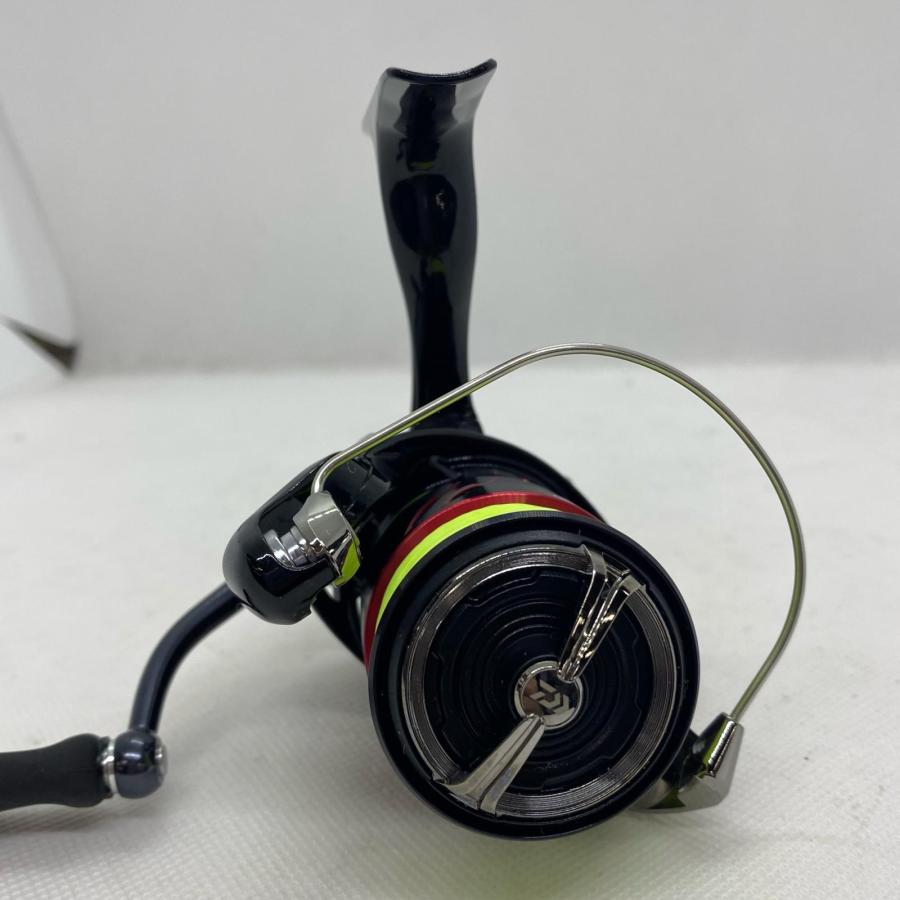 DAIWA ダイワ スピニングリール 24月下美人 XLT1000S-P  00060305 やや傷や汚れありの画像