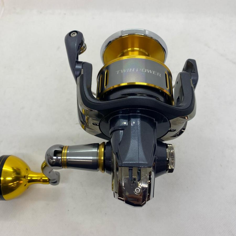SHIMANO シマノ スピニングリール 15ツインパワー SW8000HG 03320 やや
