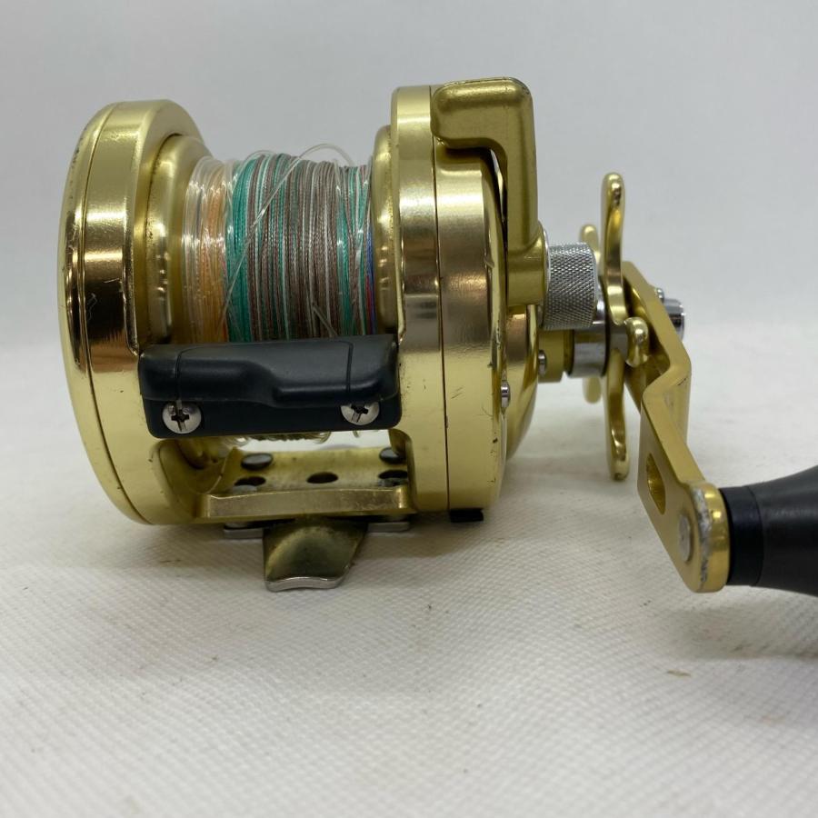 SHIMANO シマノ ベイトリール スコーピオン オシアジガー 2000 RH292