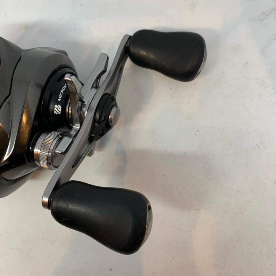 ττ SHIMANO シマノ ベイトリール 美品 20メタニウム 右ハンドル 04112