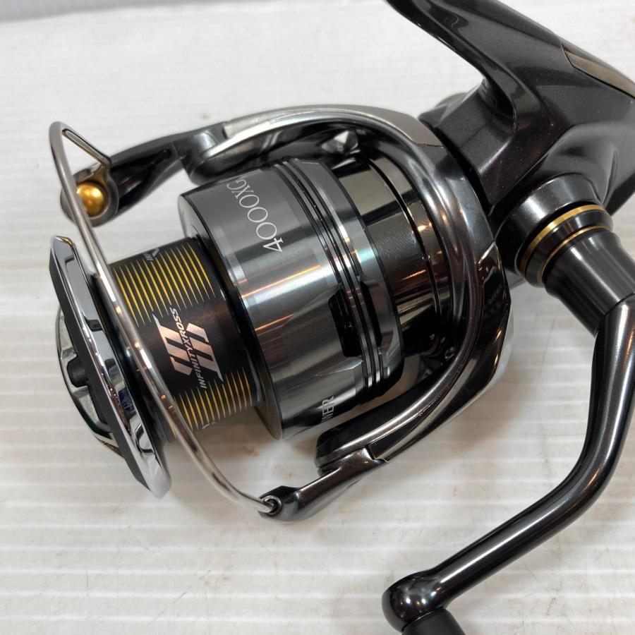 ττ SHIMANO シマノ スピニングリール  美品  24ツインパワー 4000XG 046871 目立った傷や汚れなし_3