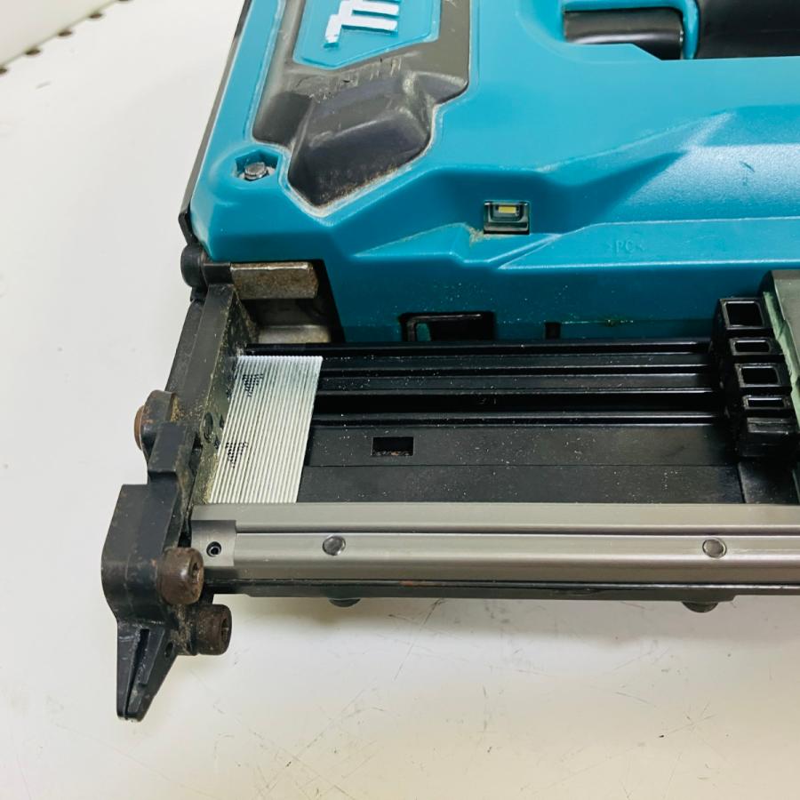 Makita - ЗЗMAKITA マキタ 18v 35mm 充電式ピンタッカ バッテリーx1付 PT351D ブルー マキタ PT354DZK 10.8V 充電式ピンタッカー スライド式 【ピン釘