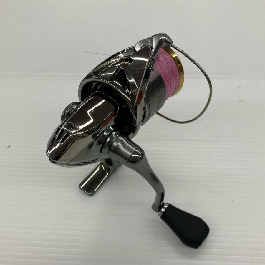 σσ SHIMANO シマノ 18ステラ C3000XG スプールは2500S 03805 傷や汚れ