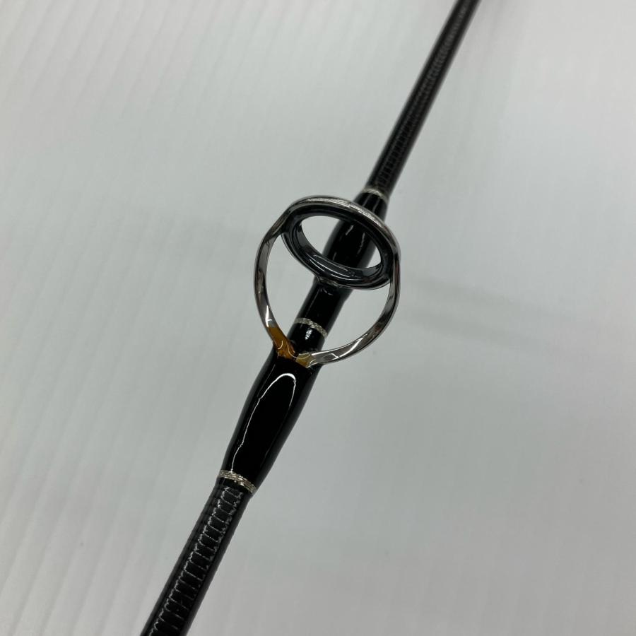 σσ メデューサカスタムワークス ルアーロッド 100XS-TRIDENT 傷あり