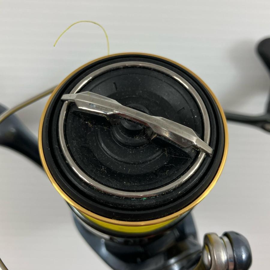 σσ SHIMANO シマノ  スピニングリール 21アルテグラ C3000  04332 やや傷や汚れありの画像