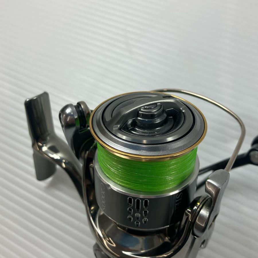SHIMANO シマノ スピニングリール 18ステラ C2000S 03798 傷や汚れあり