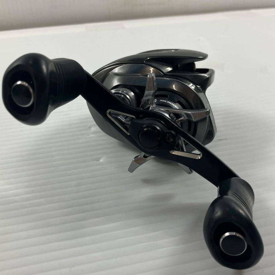 SHIMANO シマノ ベイトリール 20メタニウム HG R 純正ハンドル付属あり