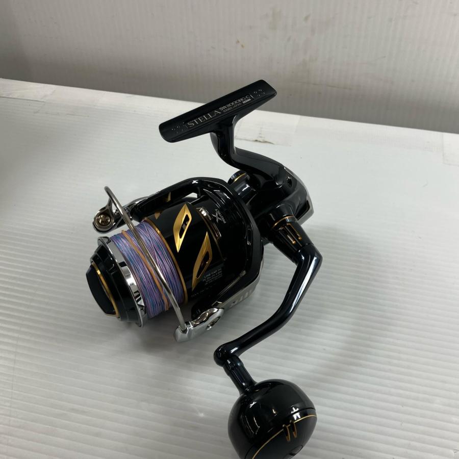 美品！シマノ　19ステラSW8000HGスピニングリール SHIMANO シマノ スピニングリール 19ステラSW8000HG ハンドルノブ