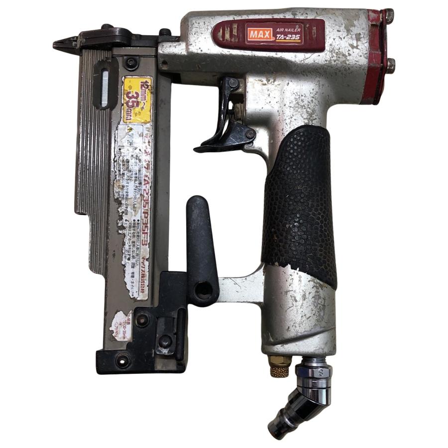 MAKITA マキタ 常圧エアネイラ(本体のみ) TA-235 レッド 傷や汚れあり 
