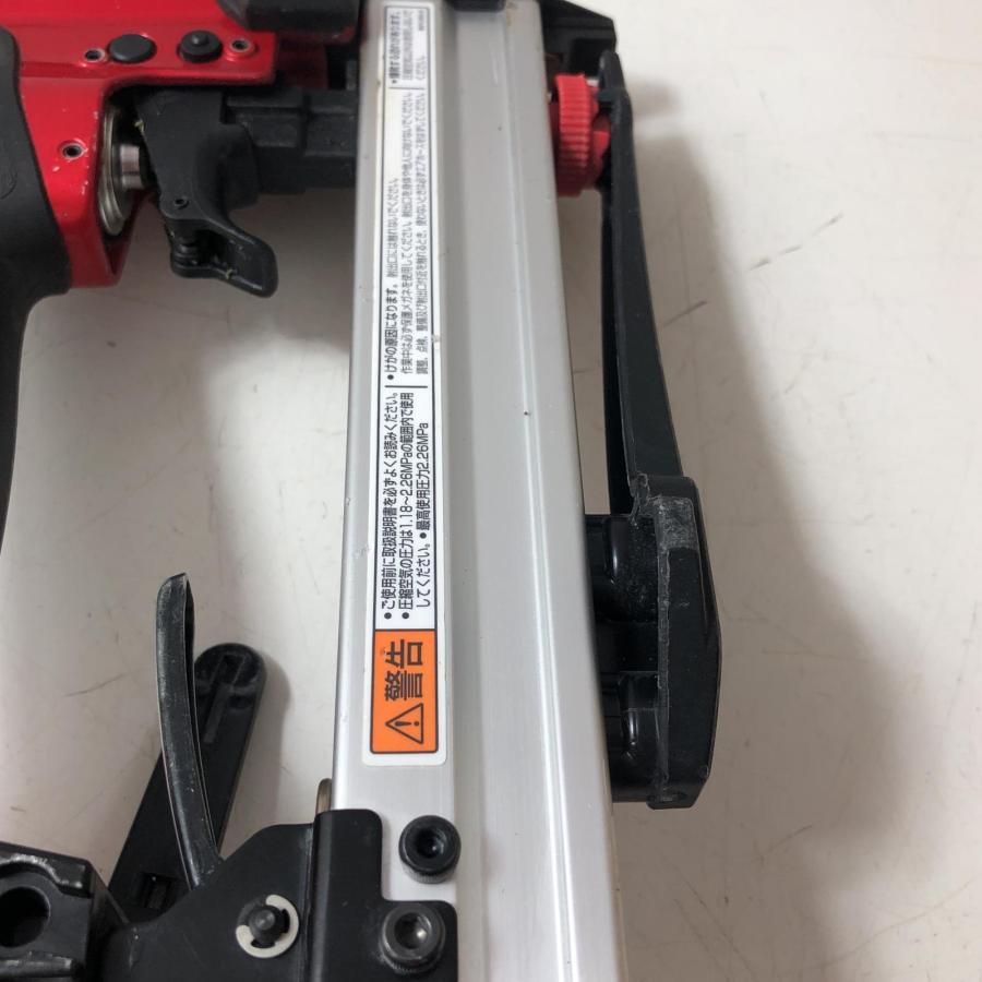 MAKITA マキタ 4mm 高圧エアタッカ AT425HE 目立った傷や汚れなし 