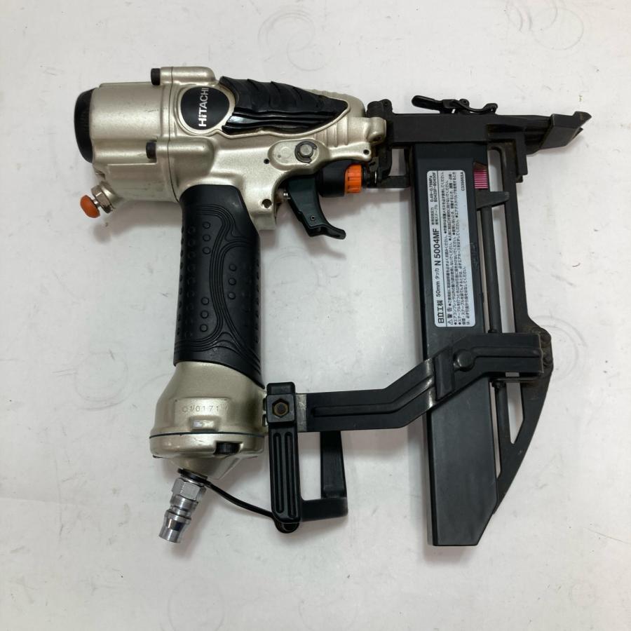 HITACHI 日立 フロア用タッカ N5004MF ベージュ 常圧 ケース付
