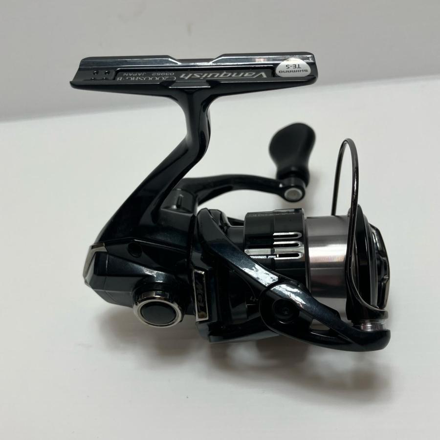 SHIMANO - □□SHIMANO シマノ 19ヴァンキッシュC2000SHG 03952 SHIMANO シマノ スピニングリール 19ヴァンキッシュ C2000SHG 03952 傷