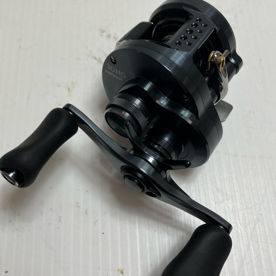 SHIMANO シマノ ベイトリール 20カルカッタコンクエストDC 200HG 04039 SHIMANO シマノ ベイトリール 20カルカッタコンクエストDC 200HG 程度B