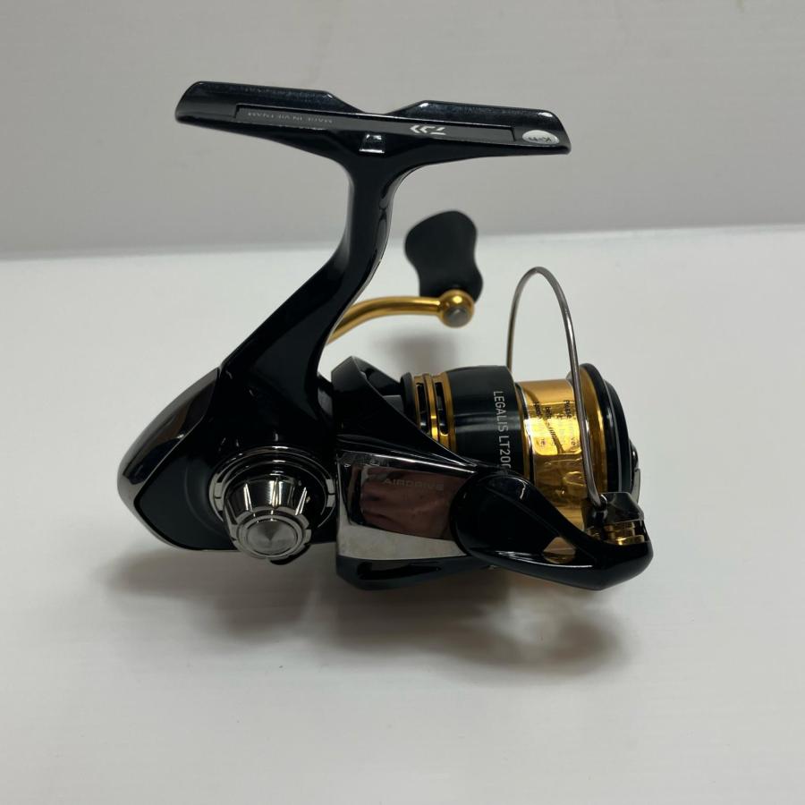 DAIWA ダイワ スピニングリール 23レガリス LT2000S-XH 162640 やや傷や汚れあり