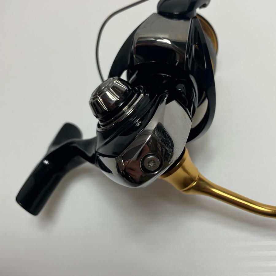 DAIWA ダイワ スピニングリール 23レガリス LT2000S-XH 162640 やや傷や汚れあり