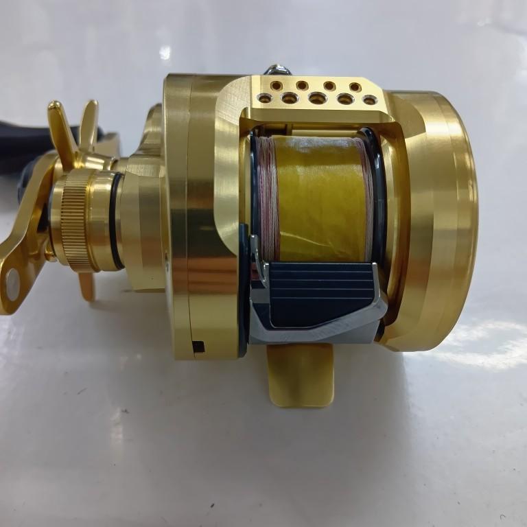 SHIMANO シマノ 044419 釣り用品 リール 両軸リール 22カルカッタコンクエスト 201XG キズ有 程度B SHIMANO シマノ 044419 釣り用品 リール 両軸リール 22カルカッタコン
