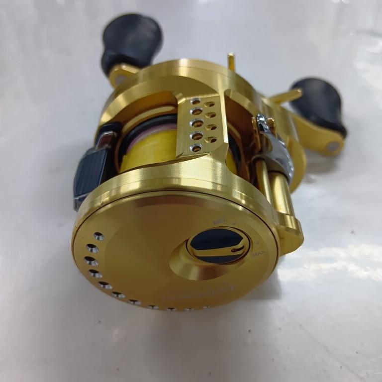 SHIMANO シマノ 044419 釣り用品 リール 両軸リール 22カルカッタコンクエスト 201XG キズ有 程度B SHIMANO シマノ 044419 釣り用品 リール 両軸リール 22カルカッタコン