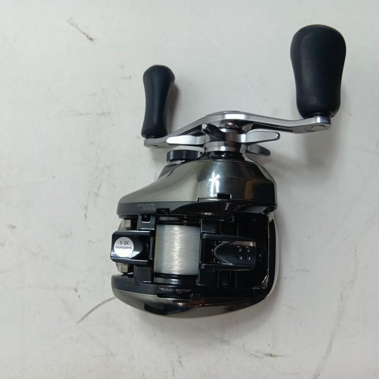 SHIMANO シマノ 047748 釣り用品 リール ベイトリール 25アンタレス