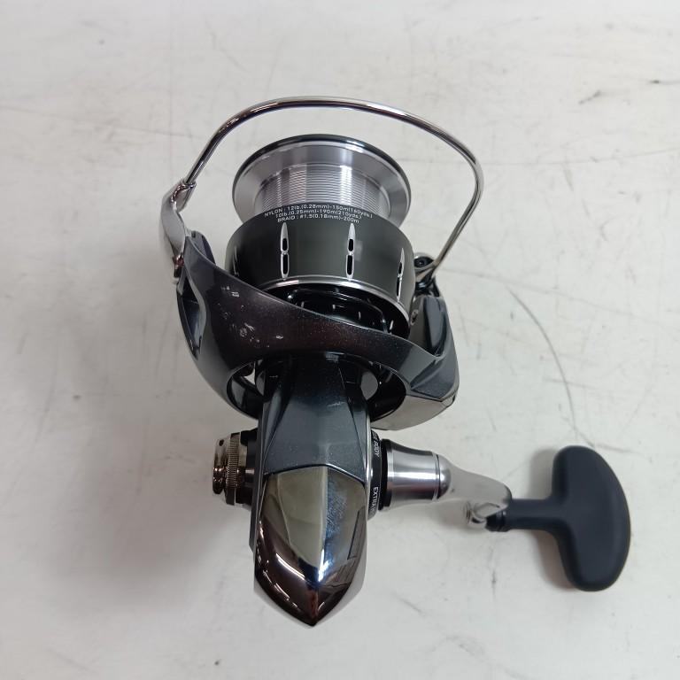 DAIWA ダイワ 389054 釣り用品 リール スピニングリール 24ルビアス LT4000-XH 程度A 箱付 DAIWA ダイワ 389054 釣り用品 リール スピニングリール 24ルビアス