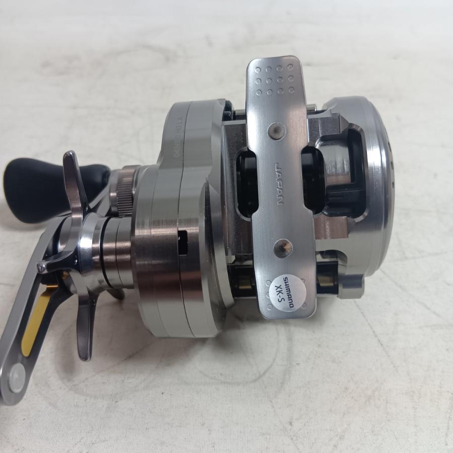 SHIMANO シマノ 045690 釣り用品 リール ベイトリール 23カルカッタ