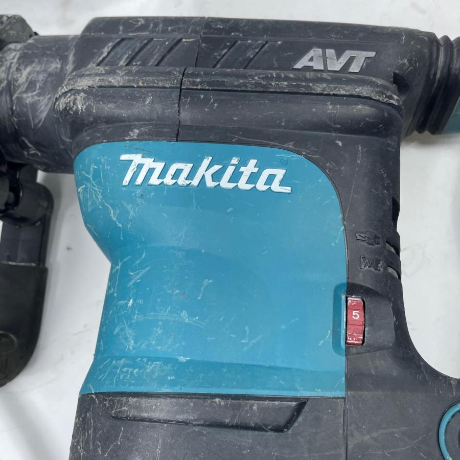 MAKITA マキタ ハンマドリル  HM1111C ケース付 コード式 100v 2426 中古消耗品付 MAKITA マキタ ハンマドリル HM1111C ケース付 コード式 100v 2426