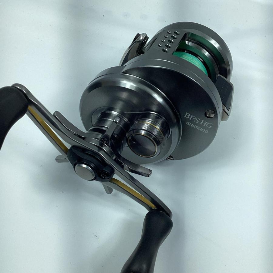 SHIMANO シマノ 17カルカッタ コンクエストBFS HG 03676 やや傷や汚れ