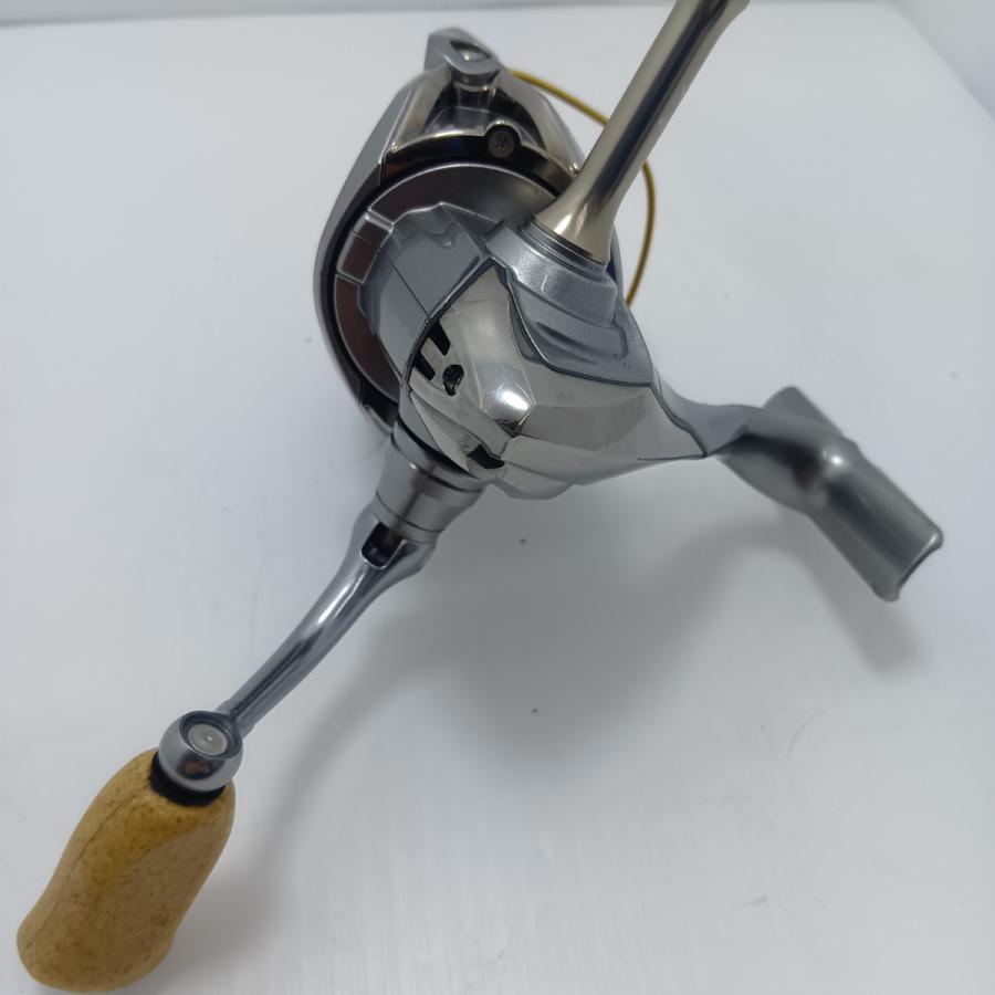 SHIMANO シマノ 15ツインパワー C2000HGS 程度B ZPIリールスタンド