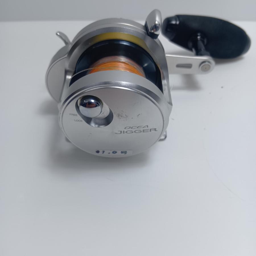 SHIMANO シマノ 17オシアジガー 1500HG 03667 やや傷や汚れあり