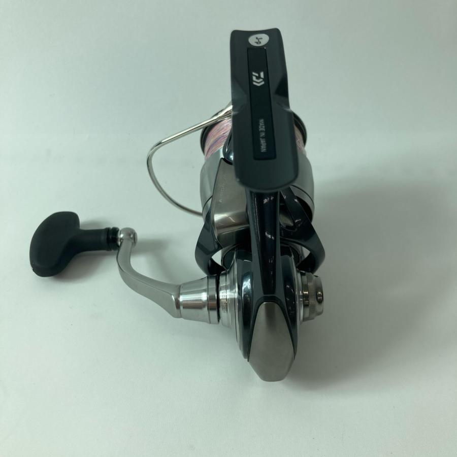 DAIWA ダイワ スピニングリール 24セルテート LT3000-CH 00061178 やや