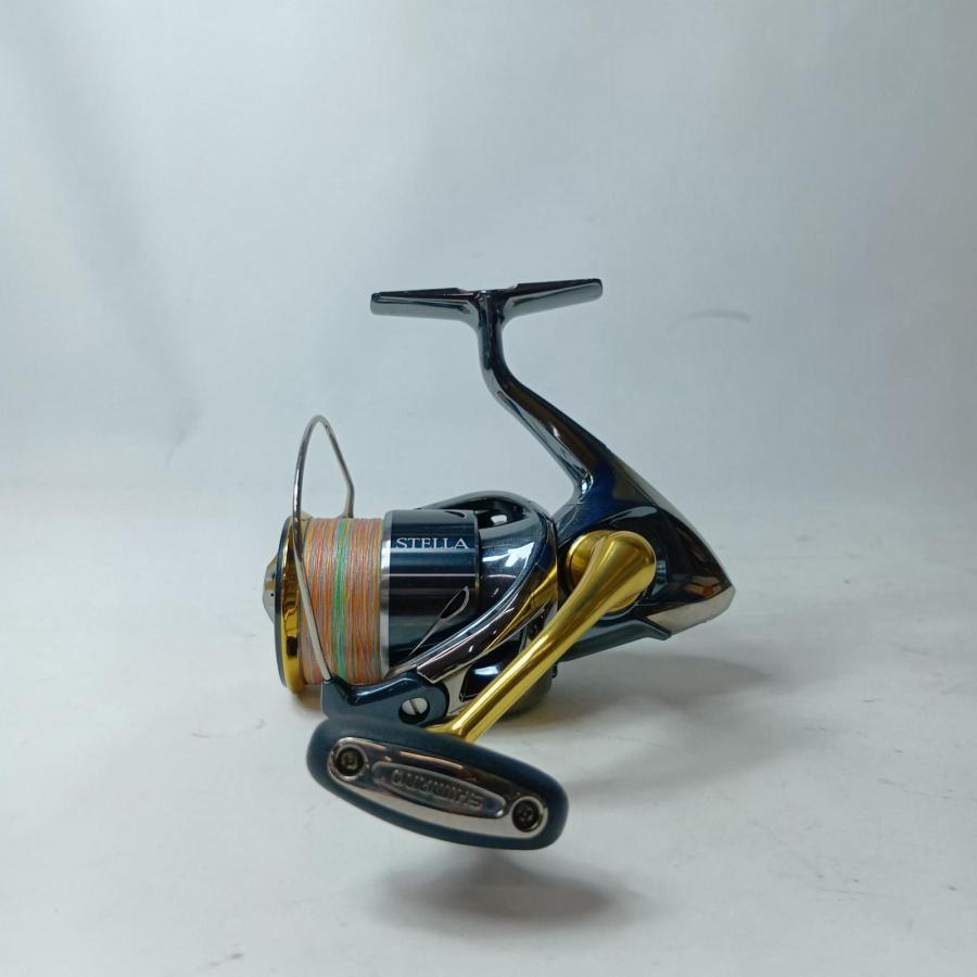 SHIMANO シマノ スピニングリール 043924 22ステラ C3000XG 目立った傷