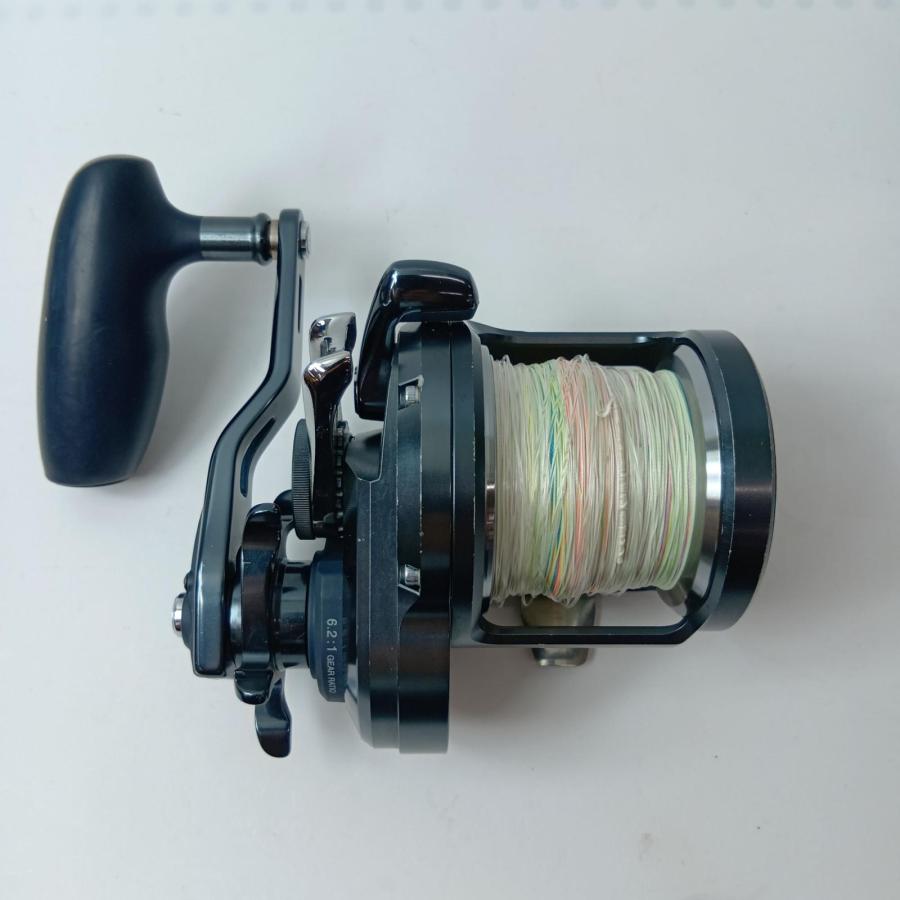 SHIMANO - SHIMANO シマノ ベイトリール オシアジガーFC 3000HG 04006 SHIMANO シマノ ベイトリール オシアジガーFC 3000HG 04006 傷や汚れ