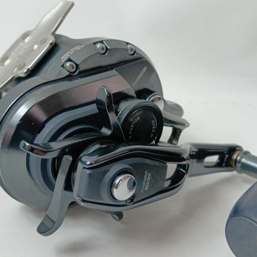 SHIMANO - SHIMANO シマノ ベイトリール オシアジガーFC 3000HG 04006 SHIMANO シマノ ベイトリール オシアジガーFC 3000HG 04006 傷や汚れ
