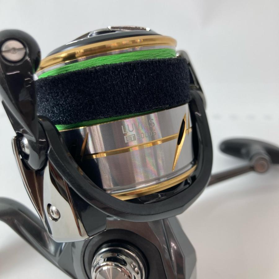 DAIWA ダイワ スピニングリール 20ルビアス LT3000S-CXH 目立った傷や